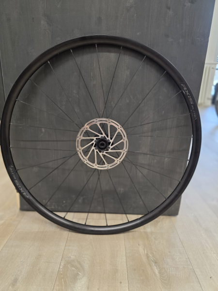 Specialized AXIS Elite  Vorederrad 700C Gebraucht