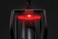 AXA Rücklicht JUNO Steady – 80mm – mit Standlichtfunktion, für Dynamo ​& E​-​Bike 6V