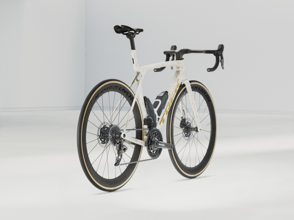 Trek Madone SLR 7 AXS ML Era White/Supernova Marble