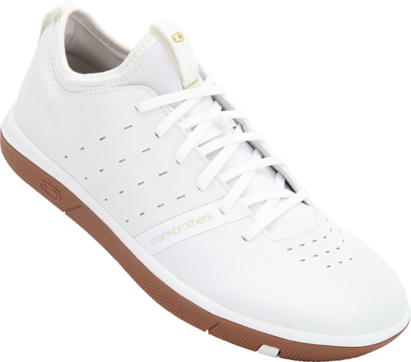 Urban- & Trekking-Schuhe