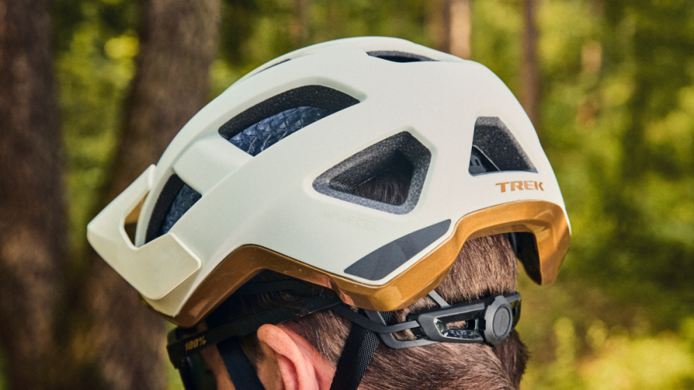 Trek Helm Quantum WaveCel S Era White/Gold CE