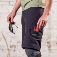 IXS Carve EVO Shorts schwarz XS