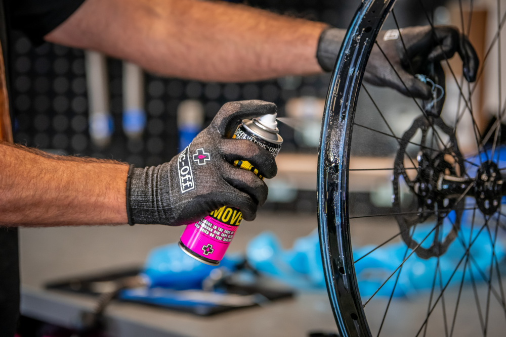 Muc-Off Glue Remover 200ml