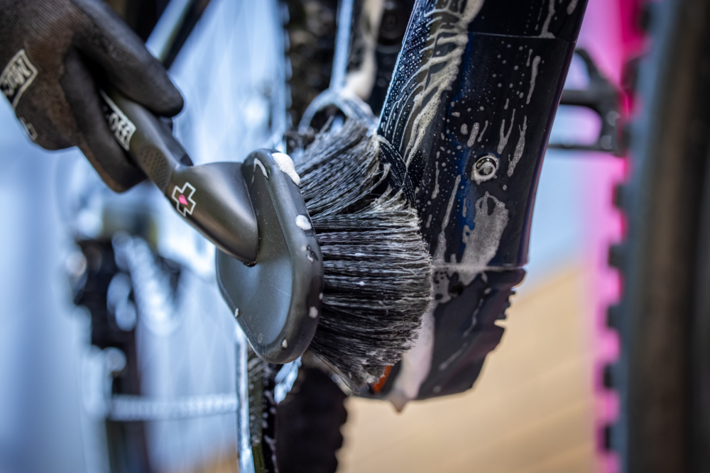Muc-Off Wash, Protect and Wet Lube Kit