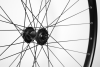 Schürmann YAK Disc Laufrad vorne 29" 622x25 Deore HBM5100B 100mm Center-Lock QR schwarz