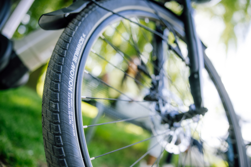 Schwalbe Pneu Motion Big Apple 28x2.35 Addix Green starr mit Reflexstreifen black