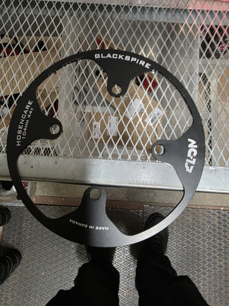 Blackspire Hosenschutz 4 Loch 104 44T Aluminium