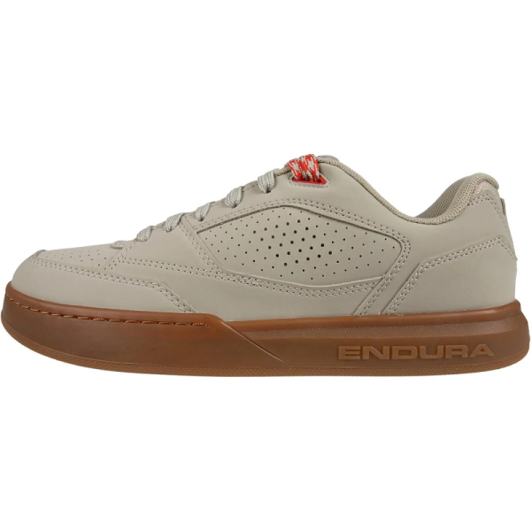 Urban- & Trekking-Schuhe