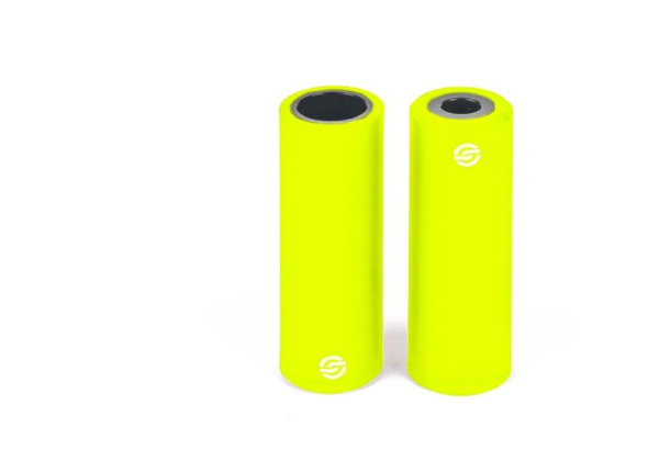 SALT AM NYLON peg Ø37x115mm neon yellow 2pcs. with 3/8' axle adaptor