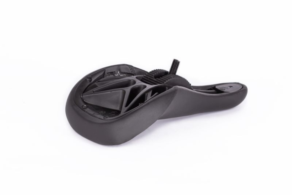 ÉCLAT EXILE rail seat new! slim concave padded