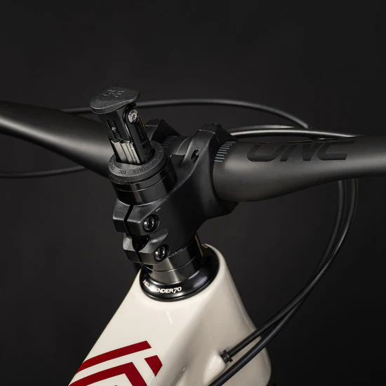 DEVIATE CYCLES CLAYMORE 29ER || OBAN SAND || FACTORY