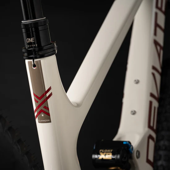 DEVIATE CYCLES CLAYMORE 29ER || OBAN SAND || FACTORY